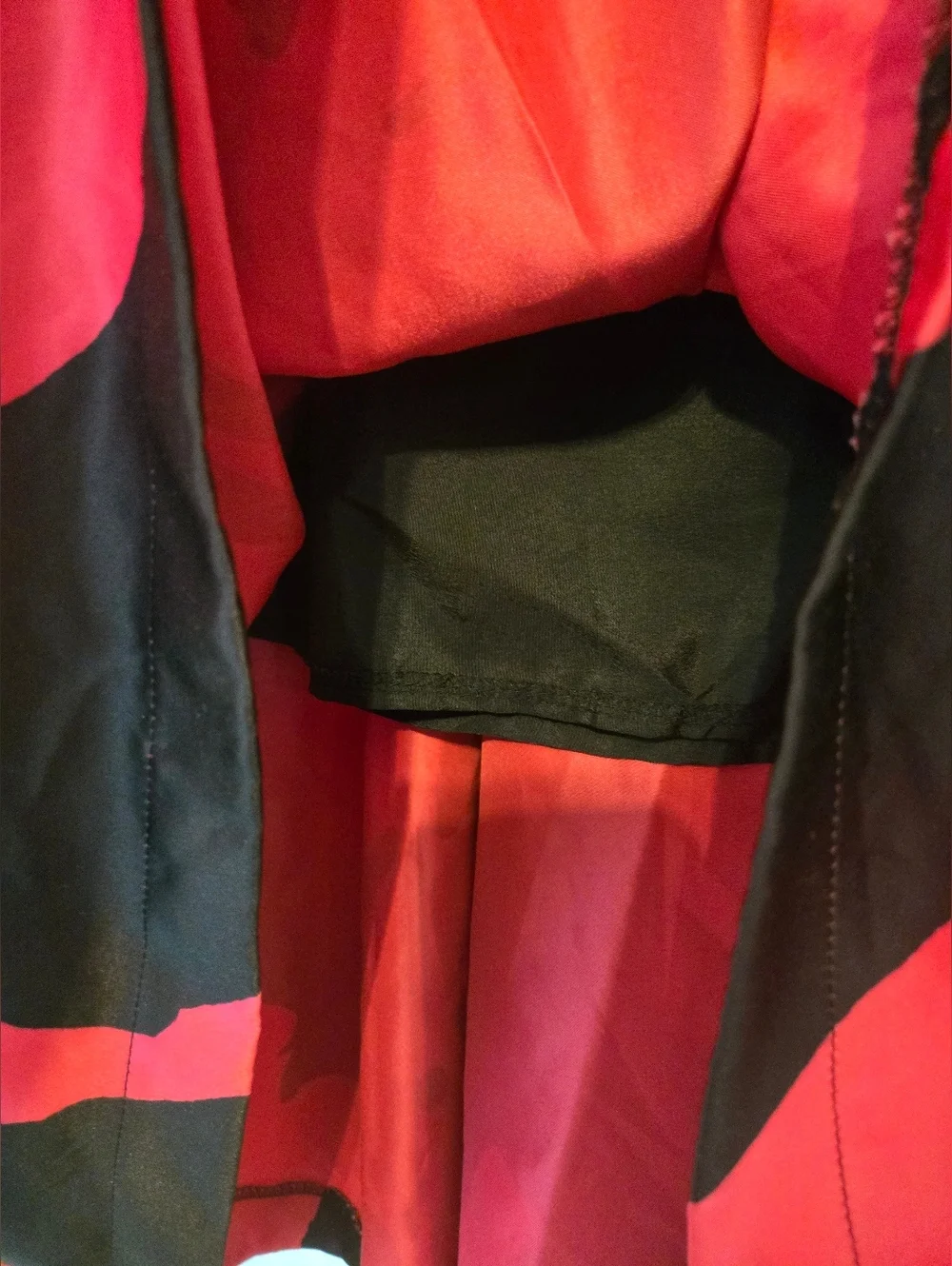Few Moda A-Line Midi Skirt Black & Red Abstract Size M